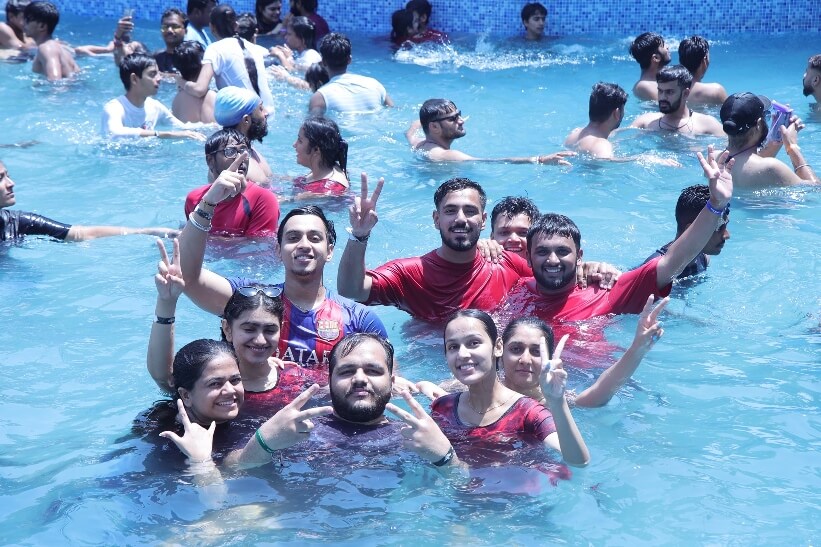 Group-Pool-Fun
